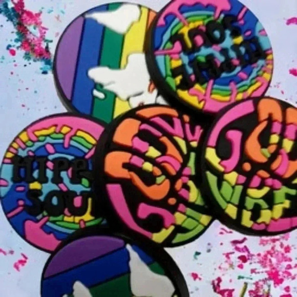 Croc Charms - Picture 1 of 1